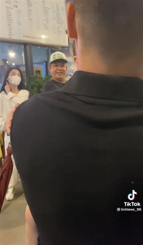 Vừa bước chân về nước Quang Hải đã tức tốc đưa bồ hot girl ra mắt gia đình