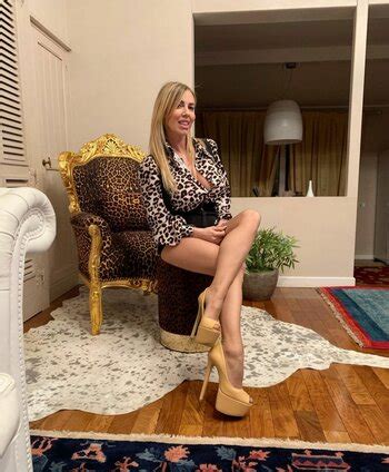 Emanuela Botto Italian Showgirl Emanuela Botto Nude Leaks OnlyFans TheFappening