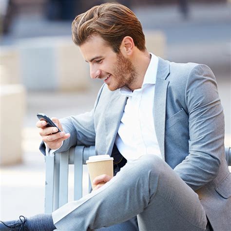 Стиль для мужчины 40 лет — модная одежда для 40-летних мужчин, как ...