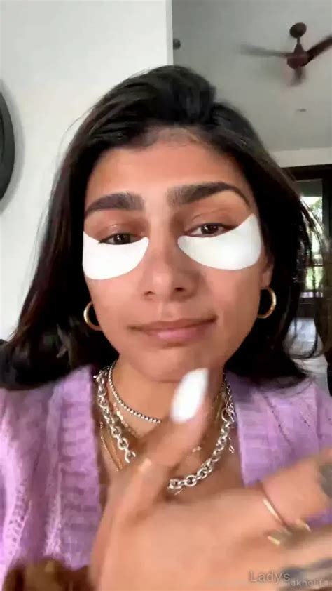 Mia Khalifa New Nude Photos And Porn Videos