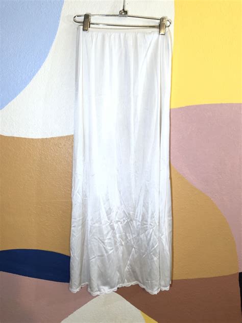 Vintage Vassarette Lingerie Slip Skirt Womens Small T Gem