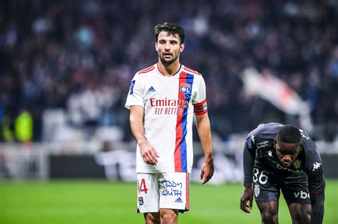 Top 10 Best Right Backs In Footballsoccer