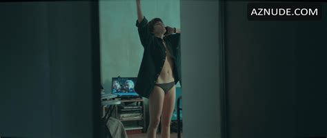 KARLA SOUZA Nude AZNude