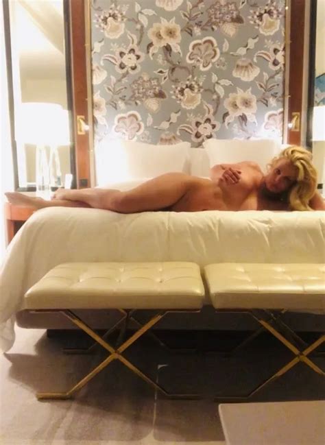 Britney Spears Sparks Concern As She Poses Naked And Teases X Rated Movie Is Coming Soon The
