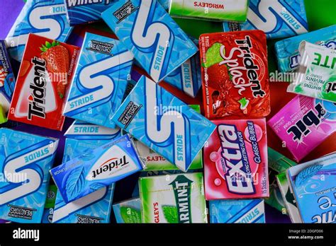 Gum brands hi-res stock photography and images - Alamy