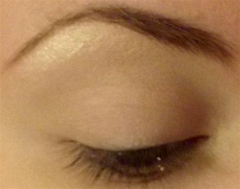 Make Me Up Maquillage Doux Lumineux Avec La Naked