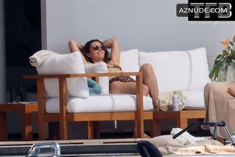Jessica Biel Sexy Seen Flaunting Her Hot Bikini Body On A Yacht In Italy Aznude