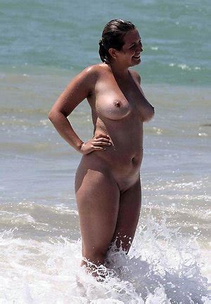 Mature Naked Beach Pictures