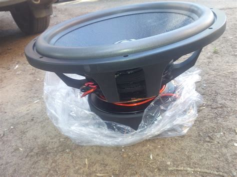 5. Приехал саб. — Lada Приора хэтчбек, 1,6 л, 2011 года | автозвук | DRIVE2