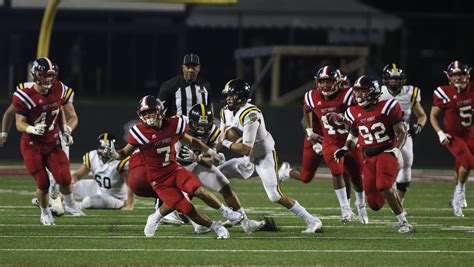 Family feud: Neville-Ruston renew rivalry