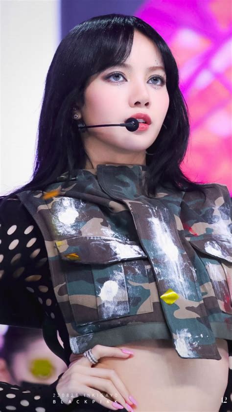 Pin By Katharina Riesmeier On Blackpink Lisa Blackpink Hot Photoshoot Blackpink Lisa Lisa Bp