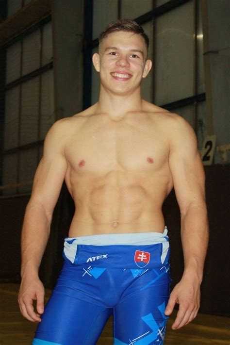 WrestleToLove Gay Wrestling Fan That Also Likes Athletic Cute And Strong Men In Singlets