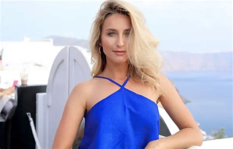 Wallpaper Long Hair Hot Girl Model Sexy Woman Posing Beautiful Face Outside Outdoors For