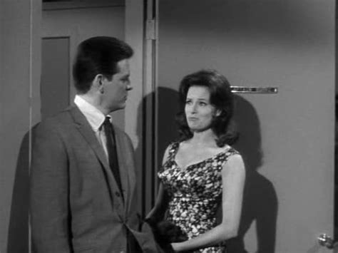 Luciana Paluzzi nude pics página