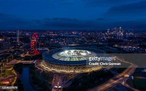 708 Aerial Views Of London Football Stadiums Stock Photos High Res