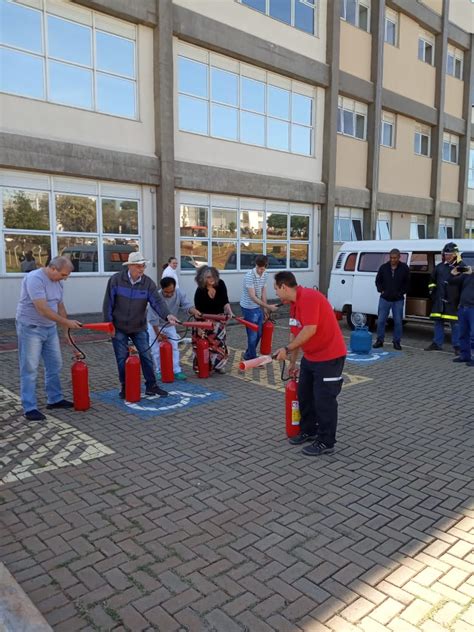 Treinamento De Brigada De Incêndio Faculdade De Enfermagem