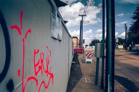 Graffiti And Barricades | Construction in the Cedars area of Dallas. | Dallas-Fort Worth ...