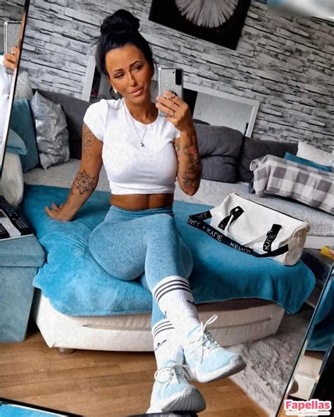 Anni Aka Beste Nude Leaks Fapellas