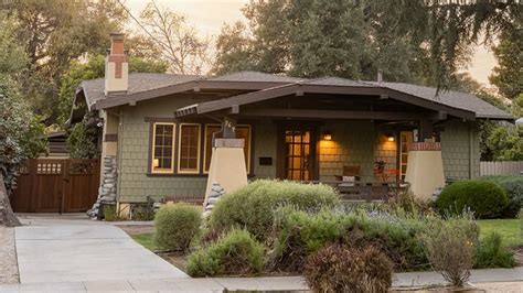 Bungalow Heaven Craftsman In Pasadena Seeks Million