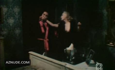 IL LETTO IN PIAZZA NUDE SCENES AZNude