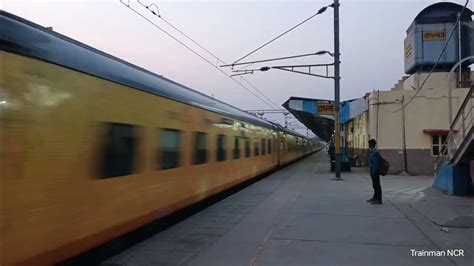 Patna Tejas Rajdhani Express In Full Speed Youtube