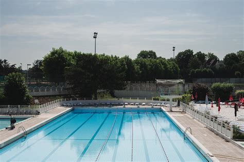 Bienvenue à Bougival ! Le nouveau centre d'entraînement du FC Versailles.