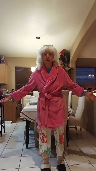 Water and milk and pills and pills. Вода молоко таблетки зарядка - YouTube