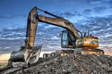 benefits  renting construction equipment