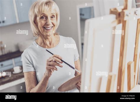 Beautiful Mature Female Artist Hi Res Stock Photography And Images Alamy