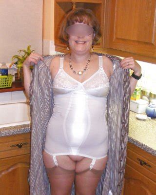 Slutty Secretary In Girdle Stockings And Platform Heels Porn Pictures XXX Photos Sex Images