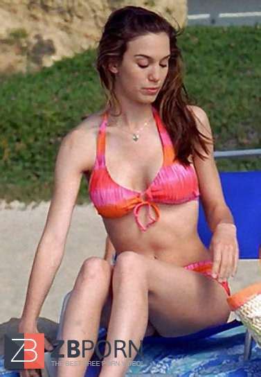 Celeb Jism Targets Christy Carlson Romano ZB Porn