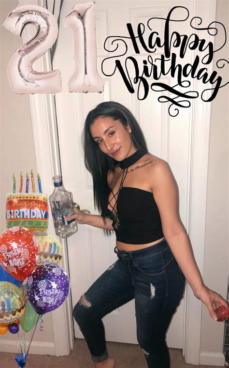 3 Hot Sexy Frida LifeWithFridarko Bikini Pics