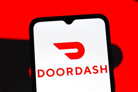 Are restaurants and grocery stores closed on DoorDash? App outages