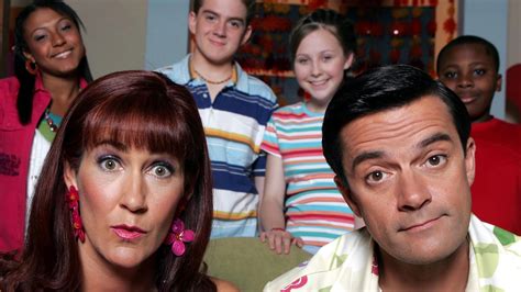 My Parents Are Aliens cast unrecognisable as they reunite 17 years