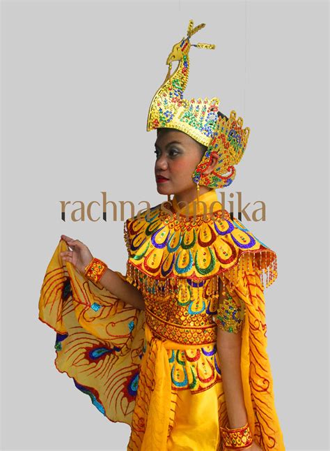 Asal Tari Merak 10