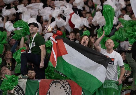 Celtic faces UEFA fine over fan display of Palestinian flags | Daily Sabah