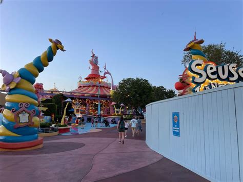 Photos Construction Walls Go Up Around Seuss Landing Entrance In