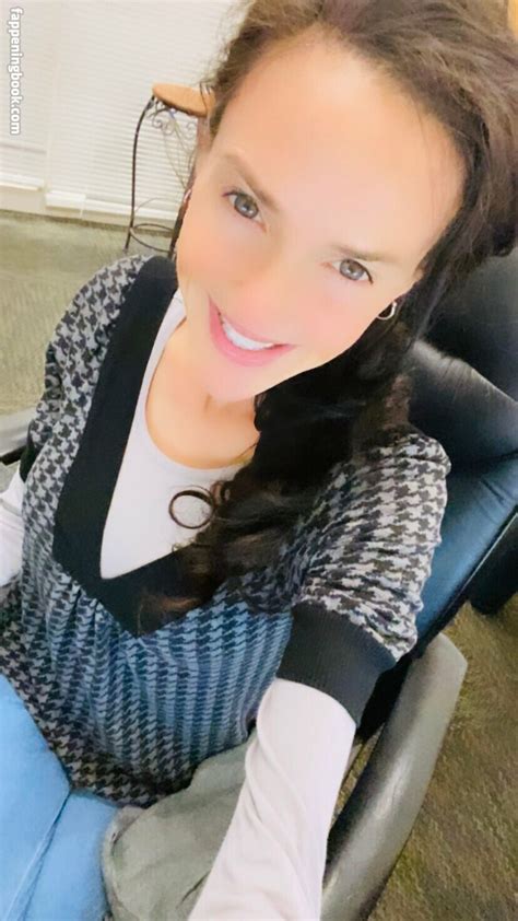 Lilrosiedoll Rosiegirllondon Nude Onlyfans Leaks Fappening