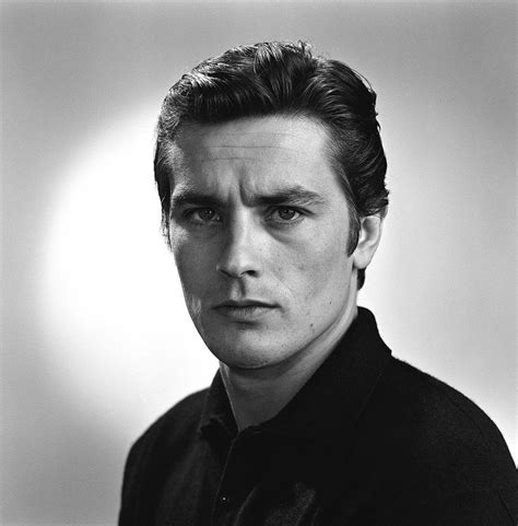 Alain Delon Ans Il Vient De Tourner Dans Le Gu Pard De