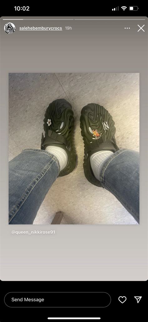 So I got reposted by the salehe fan page 😂😂😂😂😂😂😂😂 : r/Repsneakers
