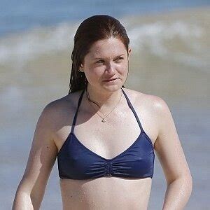 Bonnie Wright Thisisbwright Nude Fapullo