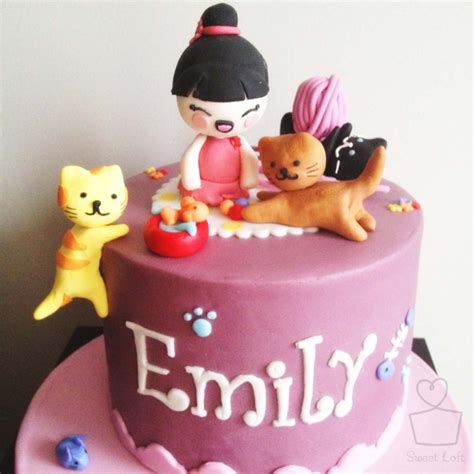 Kitty Cat Birthday Cake - CakeCentral.com