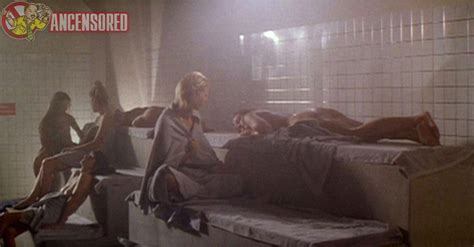 Naked Elizabeth Perkins In Moonlight And Valentino