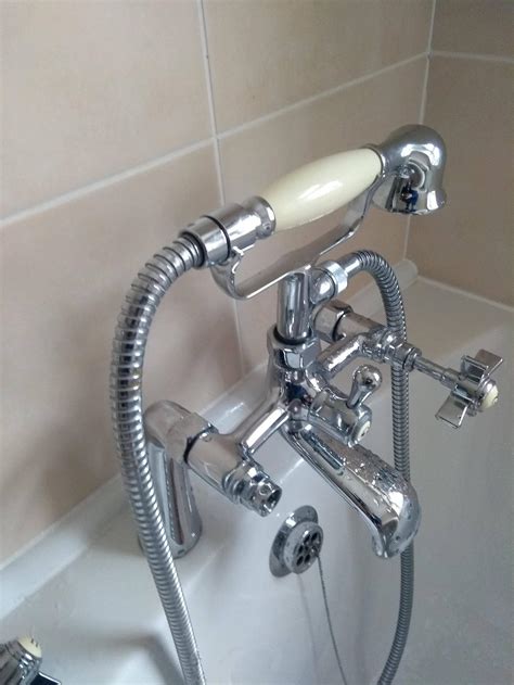 plumbing - How do I change the washers of this tap? - Home Improvement ...