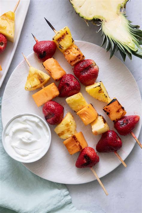 Grilled Mediterranean Chicken Shish Kabobs - FeelGoodFoodie
