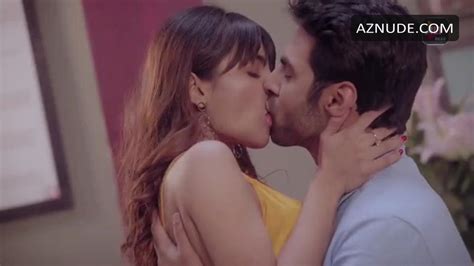 Aditi Kohli Nude Aznude