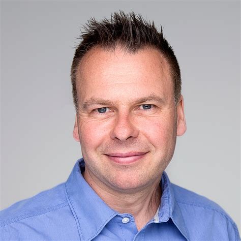 Maciej Pstras - Bereichsleiter Kundenmanagement - Graphisoft Building ...