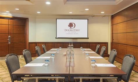 DOUBLETREE BY HILTON CAMBRIDGE BELFRY CAMBRIDGE | ONLINE HOTEL RESERVATIONS