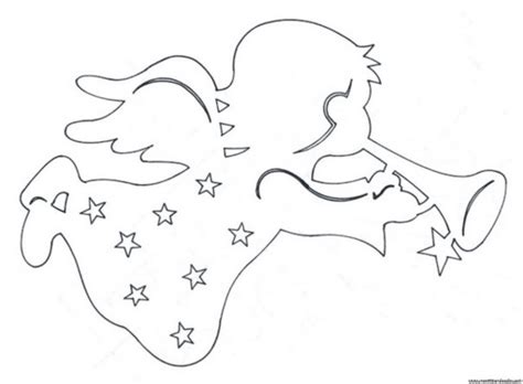 Огромное количество чудесных новогодних трафаретов