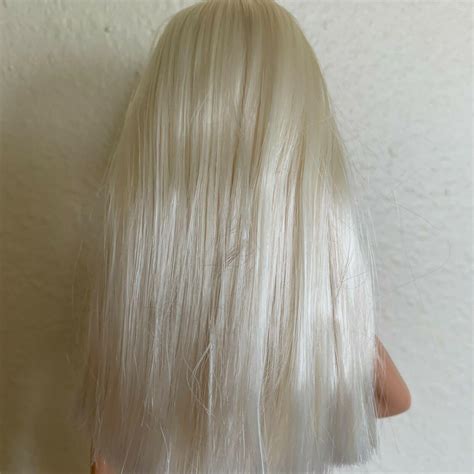 The Barbie Look Red Carpet Blonde Doll Black Label Bcp Nude